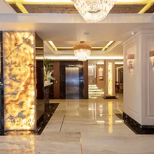 4* فندق Danis & - Old