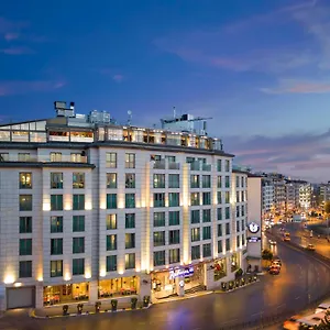 מלון Radisson Blu Pera