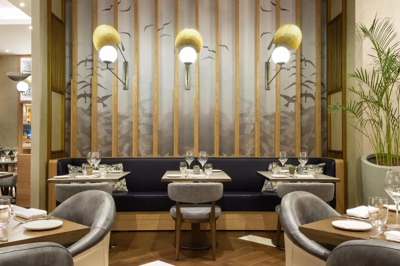 ホテル The Westin Istanbul Nisantasi